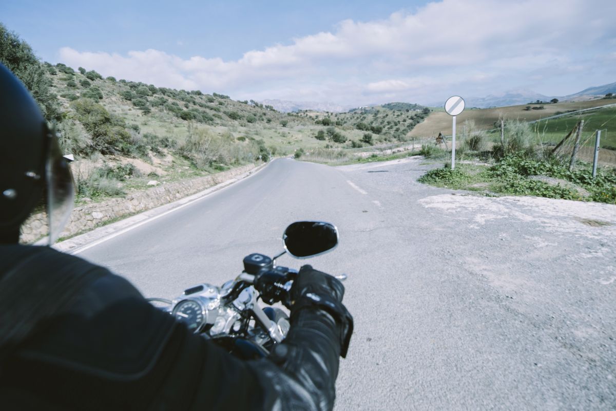 Les plus belles routes à moto en France à découvrir cet été